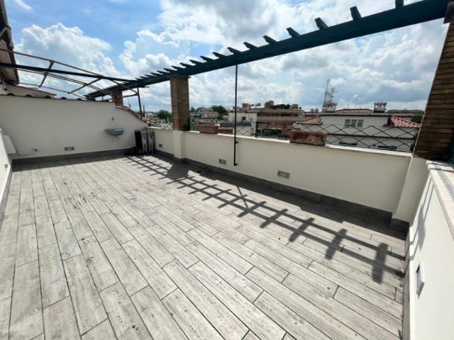 Attico a Roma Rif. flaminia attico