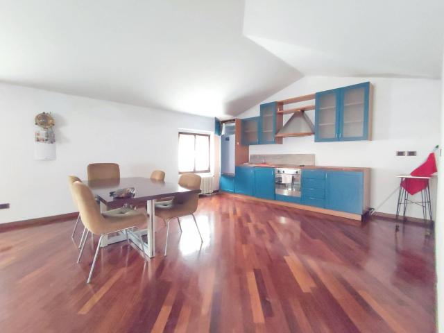 Attico a Sarnico BG