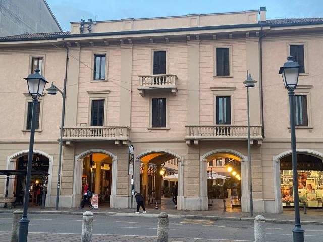 Attico affitto saronno corso italia
