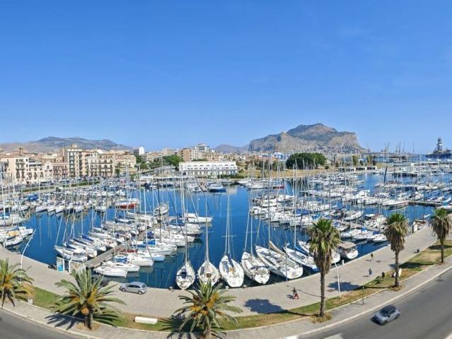 Appartamento su due piani In affitto Via Vittorio Emanuele 57, Castellammare Loggia