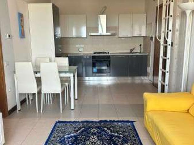 Attico arredato con terrazzo Mazzini