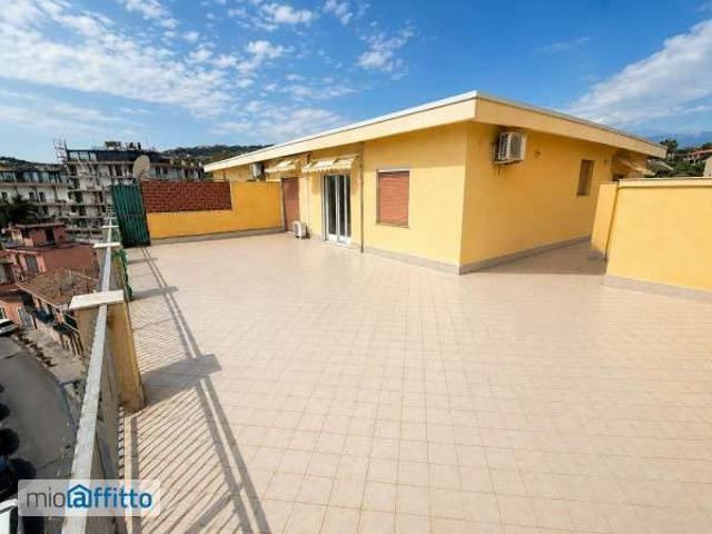Attico arredato con terrazzo Acireale