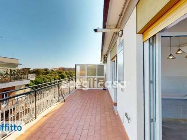 Attico arredato con terrazzo Appio latino, appia nuova, appio pignatelli, capannelle