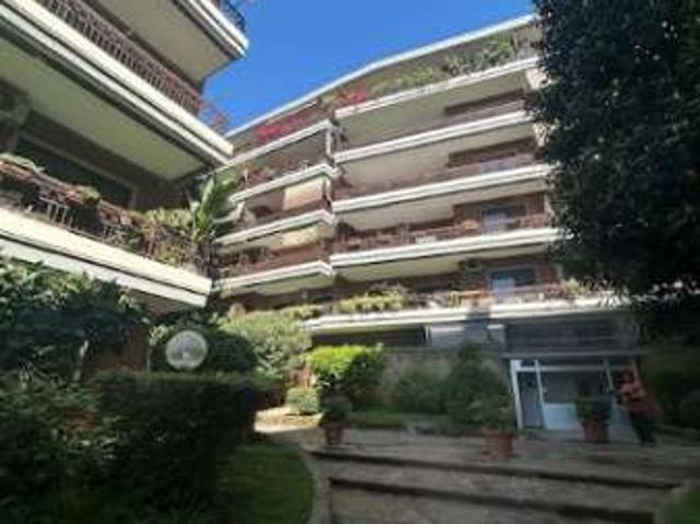 Attico arredato con terrazzo Ardeatino, colombo, garbatella
