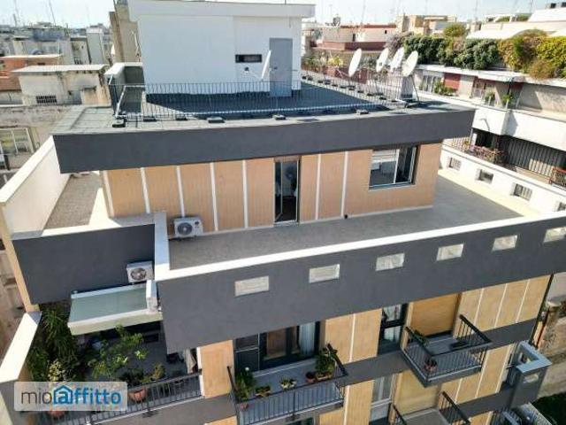 Attico arredato con terrazzo Bari