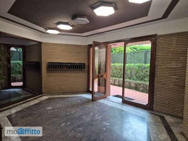 Attico arredato con terrazzo Cassia, tomba di nerone, roma