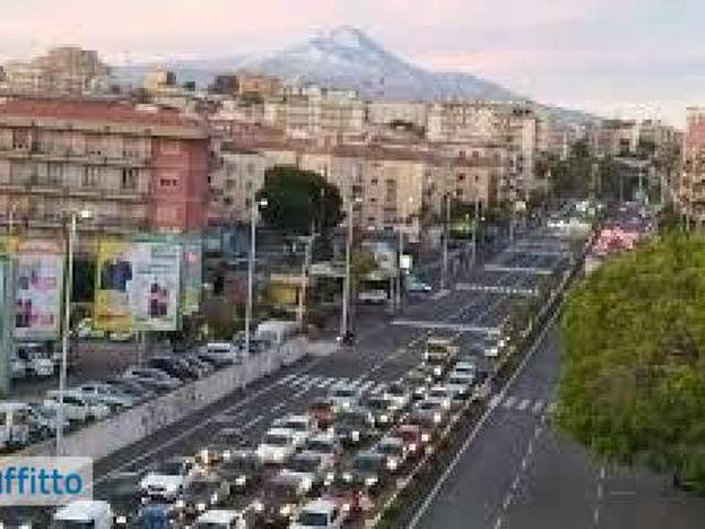 Attico arredato con terrazzo Catania