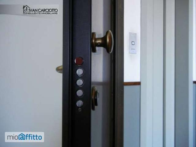 Attico arredato con terrazzo Cenisia