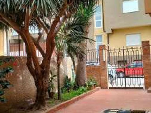 Attico arredato con terrazzo Centro
