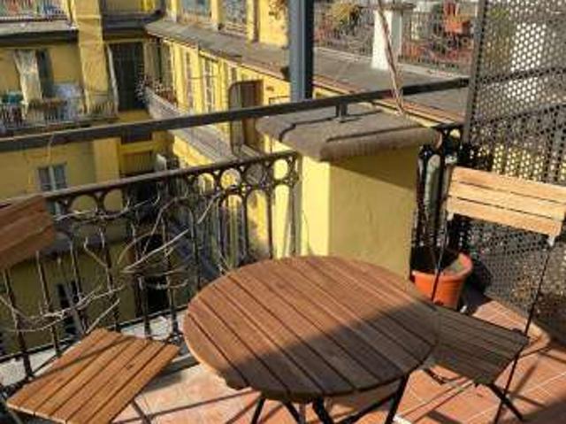 Attico arredato con terrazzo Centro