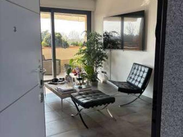 Attico arredato con terrazzo Centro sant'edoardo