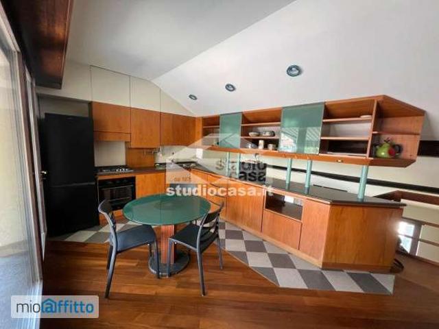 Attico arredato con terrazzo Città studi, lambrate, udine, loreto