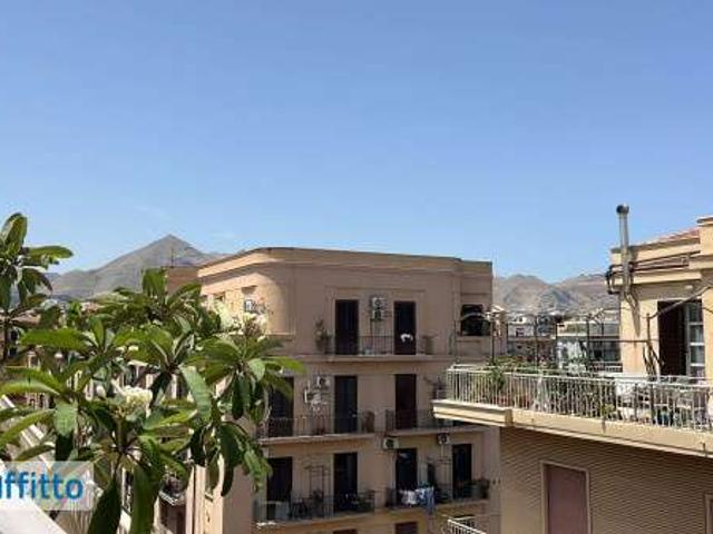 Attico arredato con terrazzo Palermo