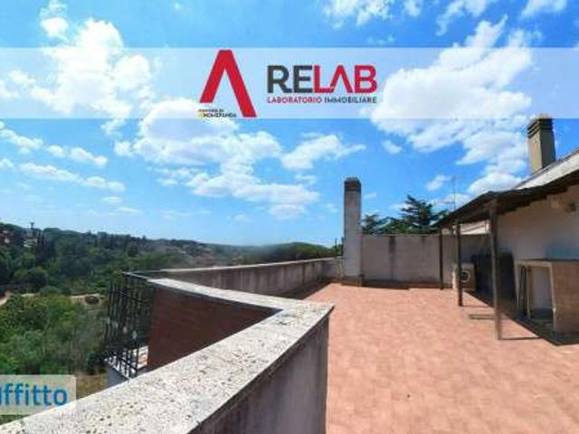 Attico arredato con terrazzo Pisana, bravetta, casetta mattei