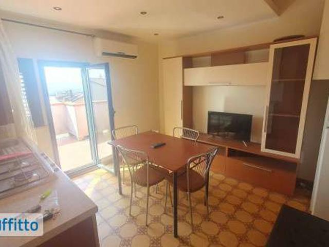 Attico arredato con terrazzo Polistena