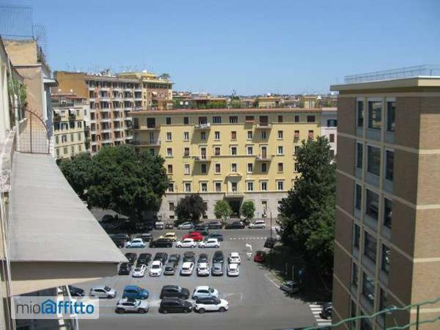 Attico arredato con terrazzo Prati, delle vittorie, borgo pio
