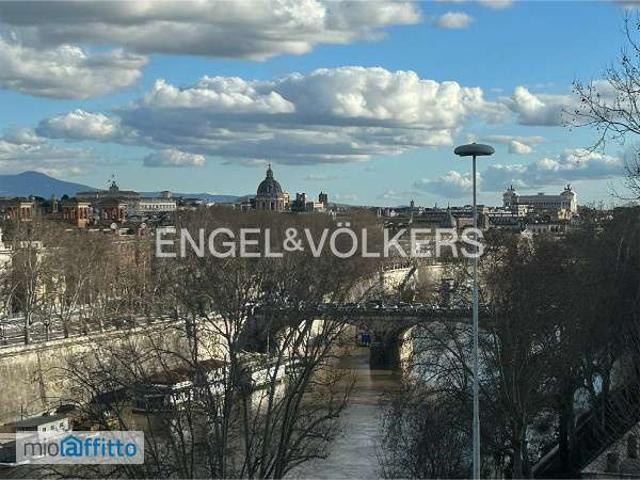 Attico arredato con terrazzo Prati, delle vittorie, borgo pio