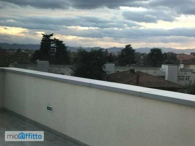 Attico arredato con terrazzo Progresso