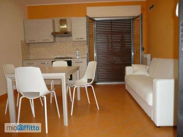 Attico arredato con terrazzo Reggio Calabria