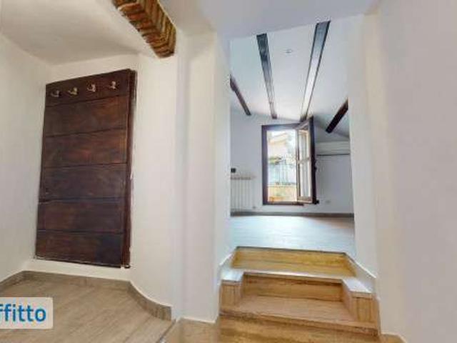 Attico arredato con terrazzo Roma
