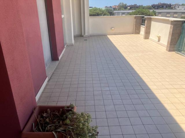 Attico buono stato, 60 m², Nicolosi, Latina