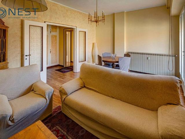 Attico buono stato, 98 m², Borgo Teresiano, Trieste