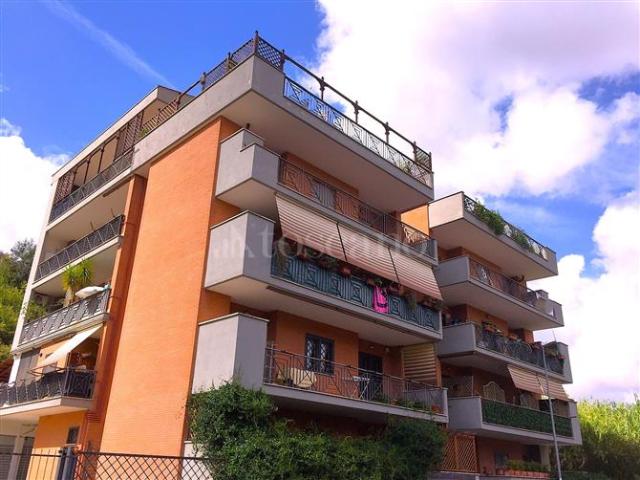 Attico di 90 mq a Acilia, Casal Bernocchi, Centro Giano, Dragona, Malafede, Vitinia Roma