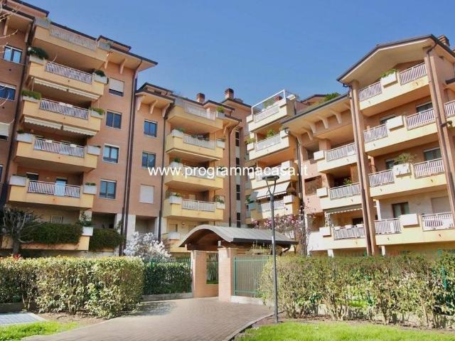 Attico di lusso di 117 mq in vendita Via Roma, 25, Segrate, Milano, Lombardia
