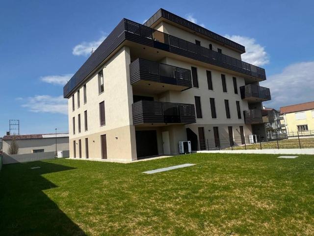 Attico di lusso di 127 mq in vendita Via Michelangelo Buonarroti, 32, Romano d'Ezzelino, Veneto