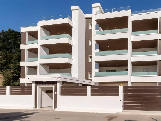 Attico di lusso di 130 mq in vendita via dei giunchi 11, Cagliari, Sardegna