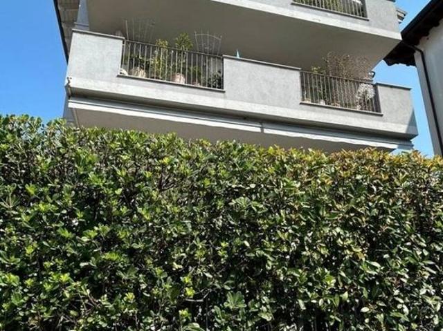 Attico di lusso in vendita Via milano, 47, Desenzano del Garda, Lombardia