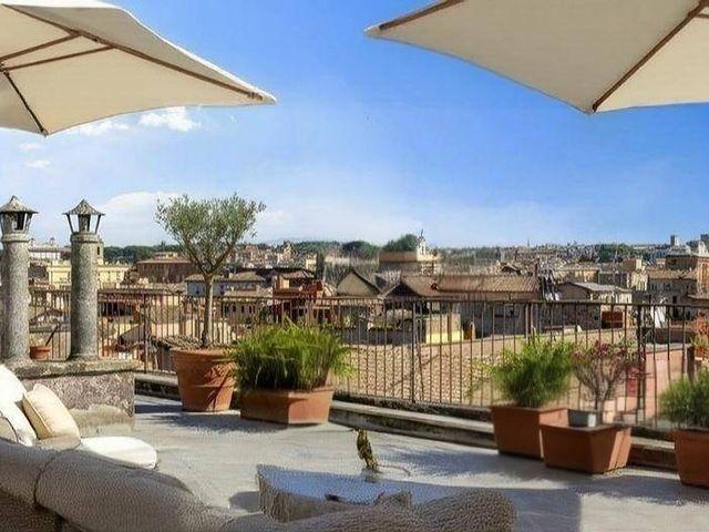 Attico di lusso in vendita Piazza Di San Bernardo, Roma, Lazio