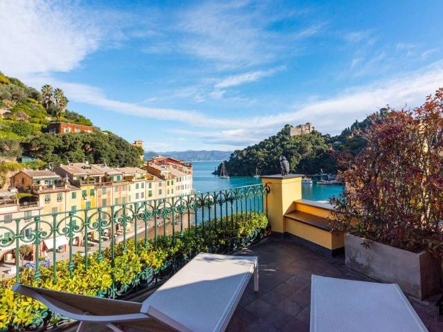 Attico di prestigio di 169 mq in vendita Piazza Martiri dell'Olivetta, Portofino, Liguria