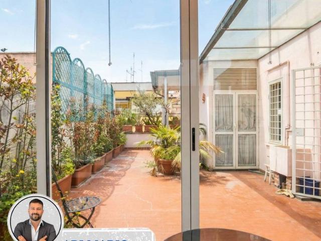 Attico di prestigio di 108 mq in vendita Via Anglona, Roma, Lazio