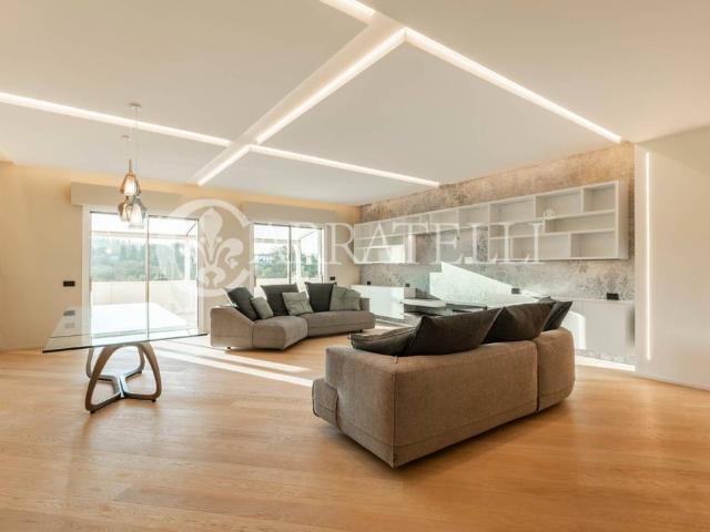 Attico di prestigio di 270 mq in vendita Firenze, Toscana