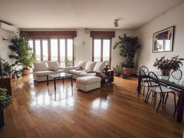 Attico di prestigio di 275 mq in vendita Viale Gian Galeazzo, Milano, Lombardia