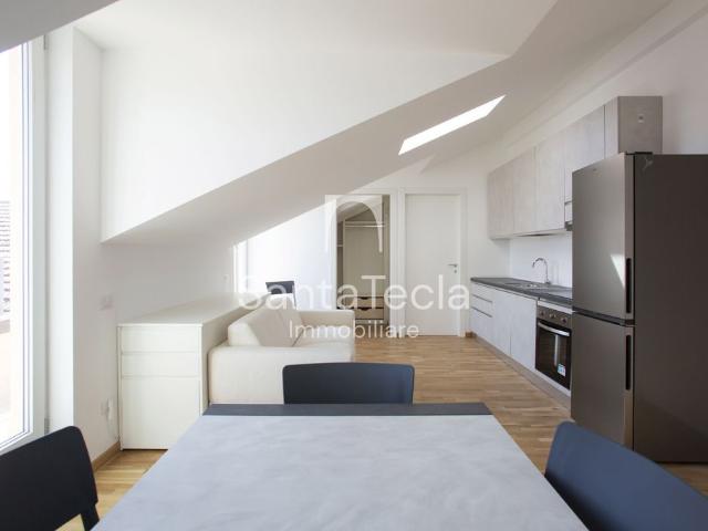 Attico di prestigio in affitto Via Giacomo Leopardi, 23, Milano, Lombardia