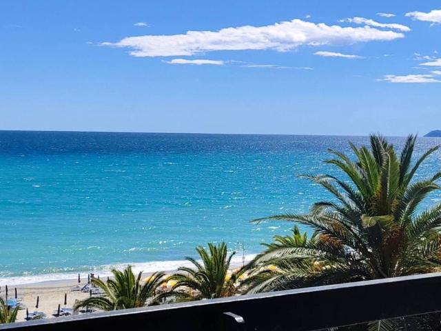 Attico di prestigio in vendita Lungomare Migliorini, Finale Ligure, Savona, Liguria