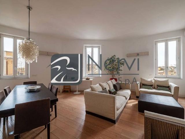 Prestigioso attico in vendita Roma, Lazio