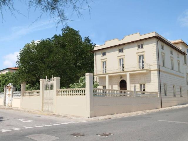 Prestigioso attico in vendita Viale Italia, Livorno, Toscana
