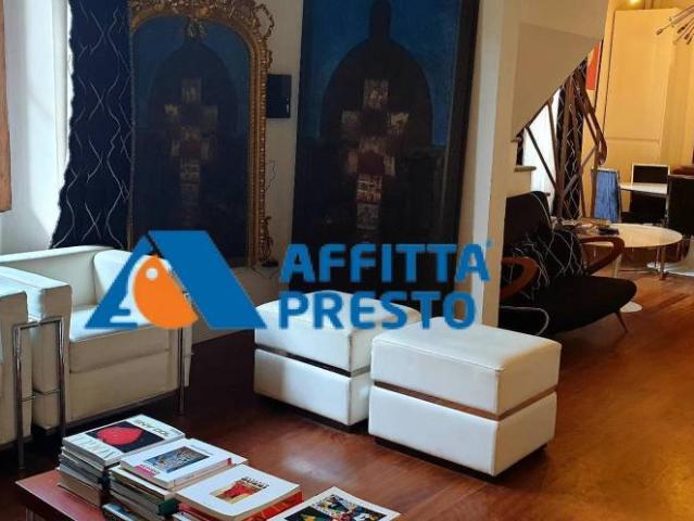 Attico in affitto a Firenze piazza Della Repubblica, Duomo