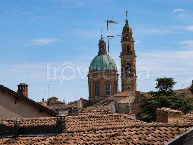 Attico in affitto a Reggio nell'Emilia, Centro Storico