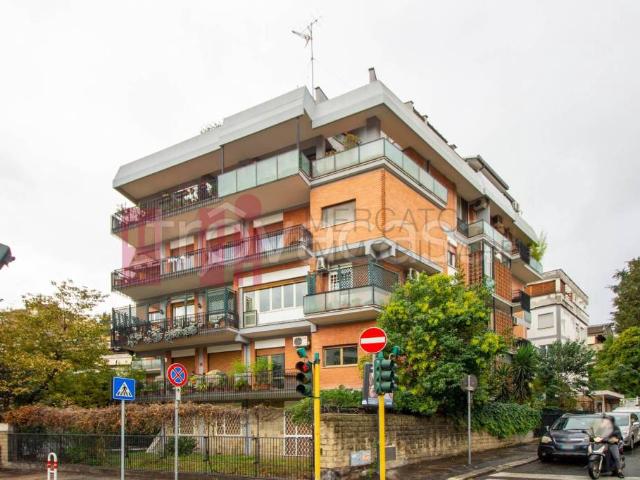 Attico in affitto a Roma corso di Francia, Vigna Clara Vigna Stelluti