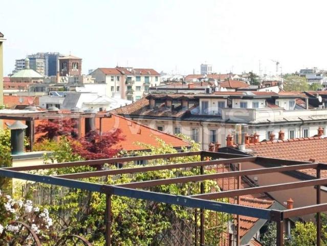 Attico in vendita a Milano, Ticinese