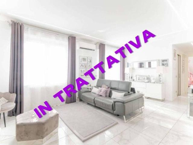 Attico in vendita a Cavaria Con Premezzo
