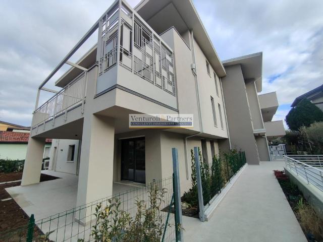 Attico in vendita a Desenzano Del Garda