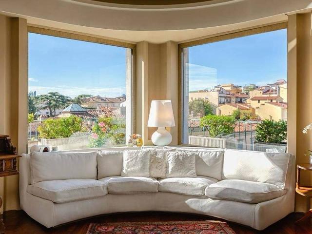 Attico in vendita a Firenze