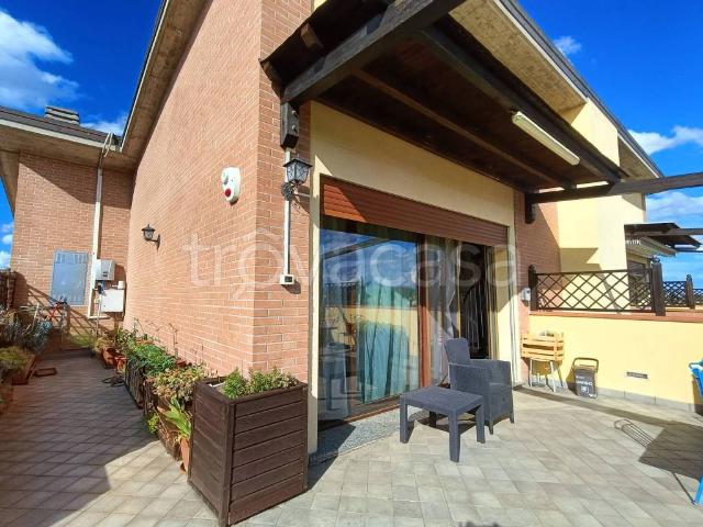 Attico in vendita a Forlì via Giulio II, Villa Selva San Leonardo