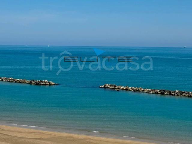 Attico in vendita a Francavilla al Mare via Gabriele d'Annunzio