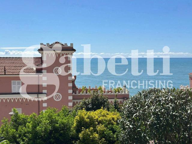 Attico in vendita a Imperia